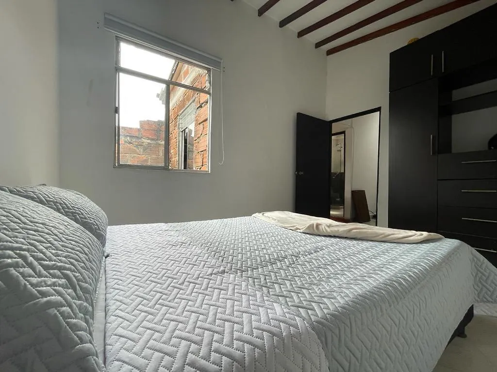 Habitación en casa particular Apartamento Habitacion Cerca De La Terminal Del Norte Medellín